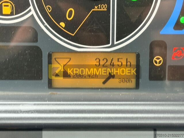 încărcător telescopic Manitou MT 1840 100D ST4