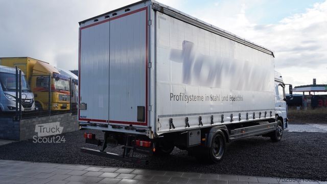 Autocarro con pianale e telone MERCEDES-BENZ Atego 1630 Pritsche + Plane Steckrungen