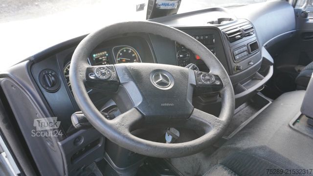 Autocarro con pianale e telone MERCEDES-BENZ Atego 1630 Pritsche + Plane Steckrungen