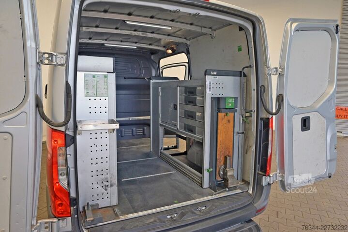 Ploščati dostavnik MERCEDES-BENZ Sprinter 311 CDI Kasten Klima Regalsystem BOTT