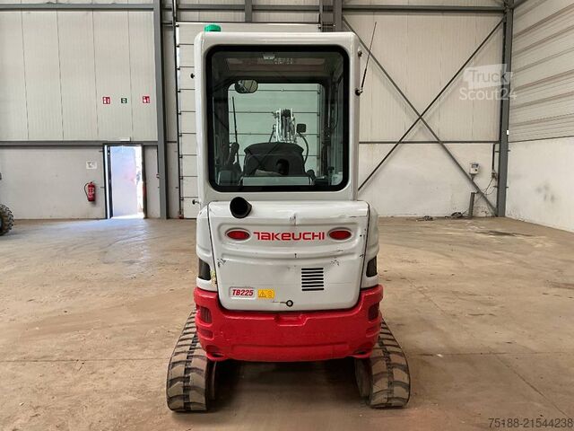 Minibagger Takeuchi TB 225