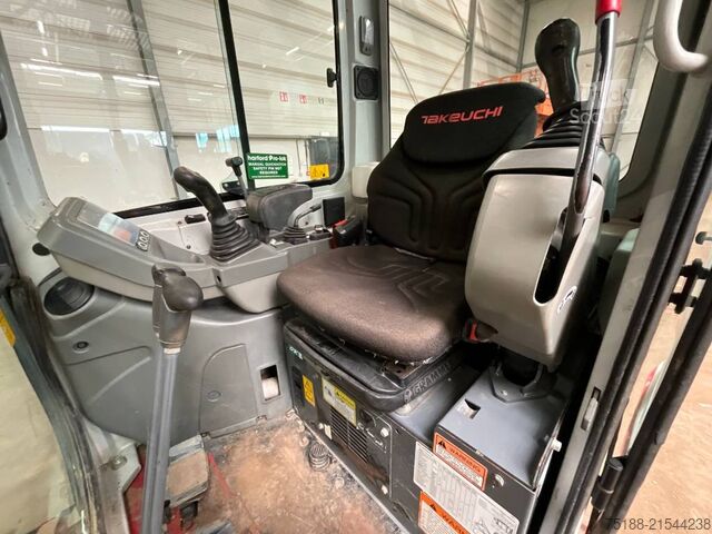 Minibagger Takeuchi TB 225