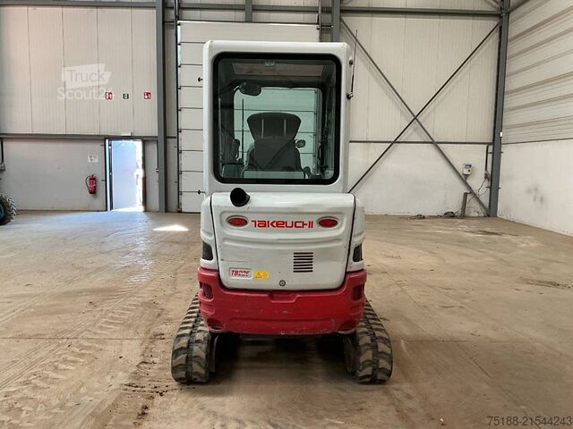 Minibagger Takeuchi TB 225