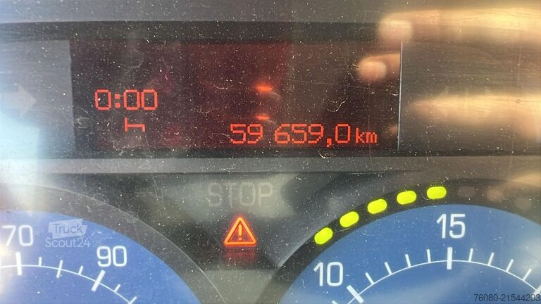 Chasis con cabina Renault KERAX 370 DCI (6X6 / 59.000 KM !!!! / LAMES / G...