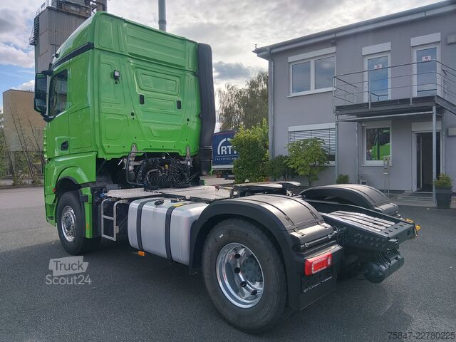 Standard SZM Mercedes-Benz Actros 1851 LS HAD Kipphydr. 4x4