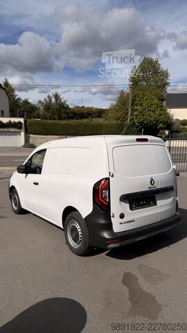 Slēgtais furgons Renault Kangoo Rapid