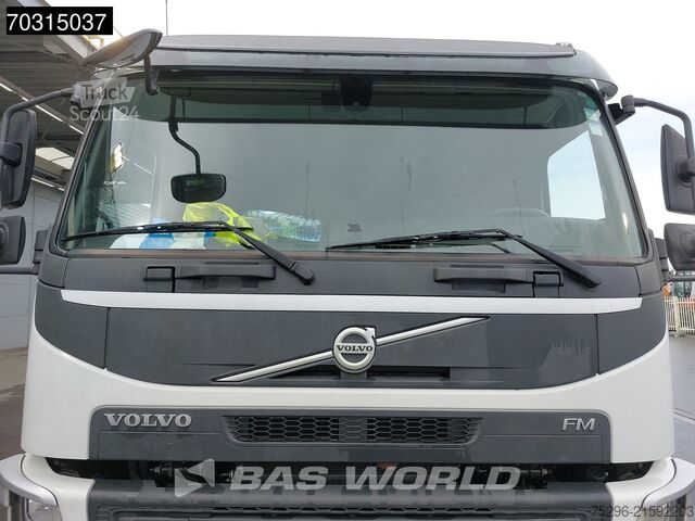 Box body Volvo FM 330 FM 6X2 Full Air Lift+steering axle 2000k...