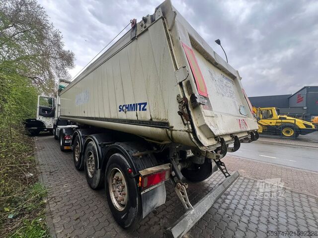 Tipper Schmitz Cargobull Gotha SKI 24