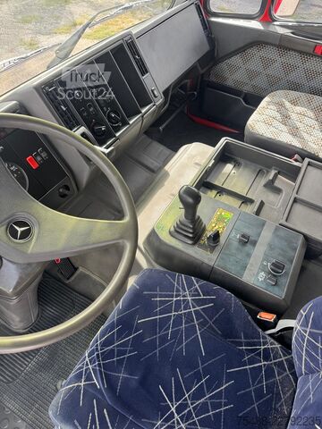  MERCEDES-BENZ SK 2038