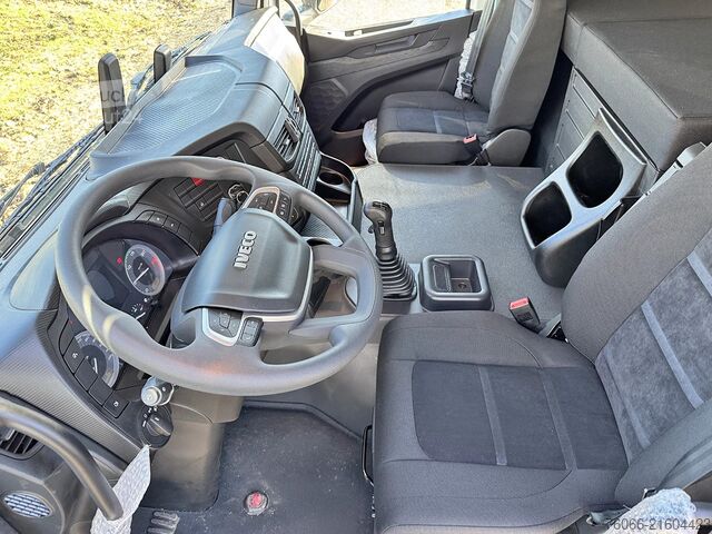 معيار SZM Iveco T-Way AT720T47TH Tractor Head (20 units)