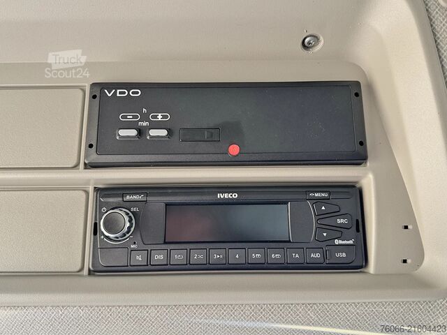 معيار SZM Iveco T-Way AT720T47TH Tractor Head (20 units)