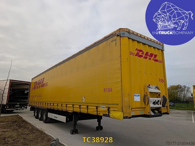 Плъзгащи се брезенти Krone 