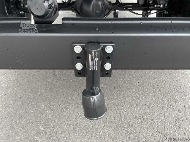 Pick-up bestelwagen MERCEDES-BENZ Sprinter 319 CDI 4x4 DoKa Klima Stdheiz AHK LED