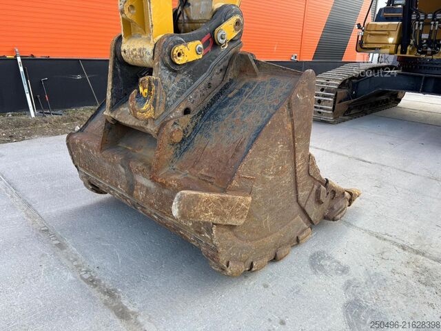 Crawler excavator Caterpillar 340 3D / ROTOTILT / AC / CENTRAL LUBRICATION