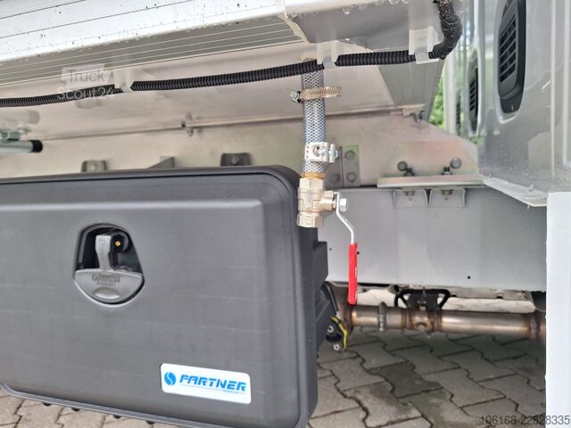 Ledusskapja furgons Renault Master Isoterme