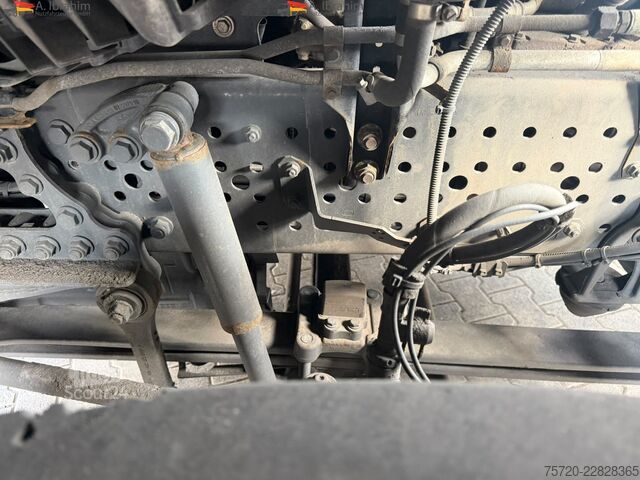 Standaard trekker Mercedes-Benz Actros 1842LS Retarder BigSpace Blatt Luft Vollspoiler 4x2