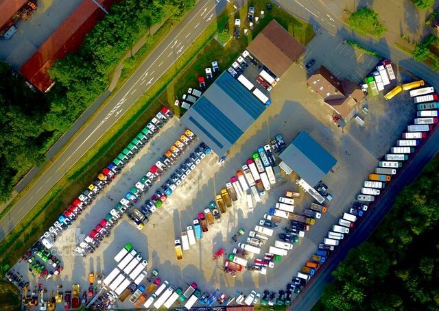 Kippers vrachtauto VOLVO FM 330 EU5 Gergen Absetzkipper m. Funk