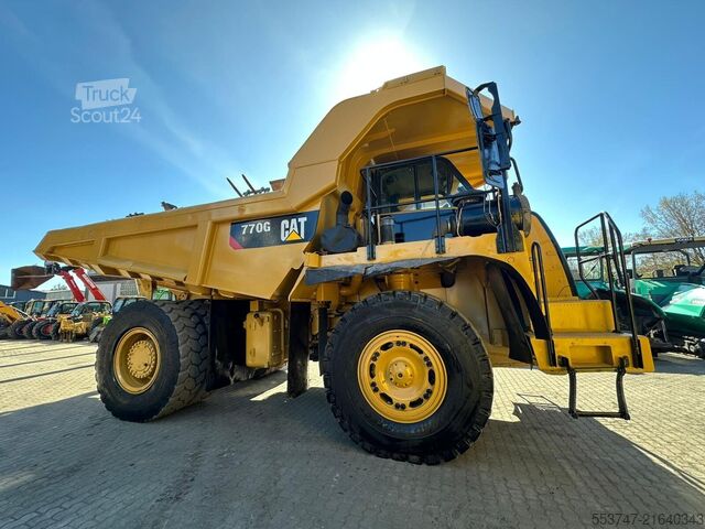 Dumper Caterpillar CAT 770 / Dumper / Muldenkipper