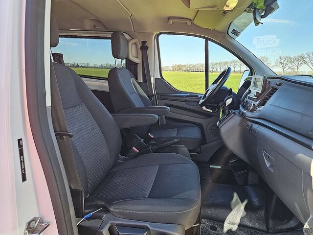 Korkeakattoinen farmari FORD TRANSIT CUSTOM 2.0 L2H1 Dubbele Cabine