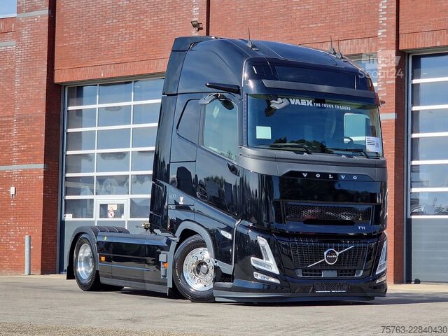 Standard-SZM Volvo FH 13.500 Globetrotter XL 4x2 Aero - New - Full...