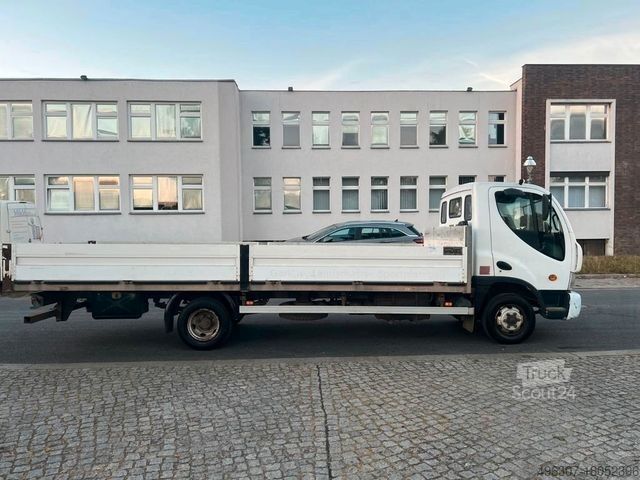 Ciężarówka z płaską platformą DAEWOO AVIA / Pritsche