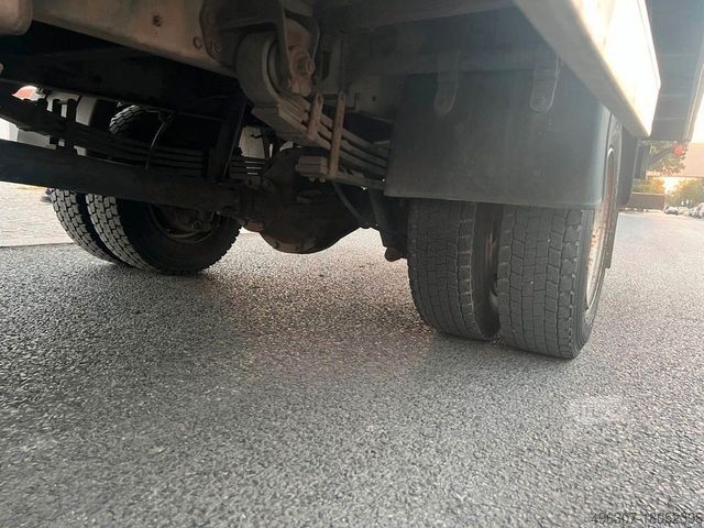 Ciężarówka z płaską platformą DAEWOO AVIA / Pritsche