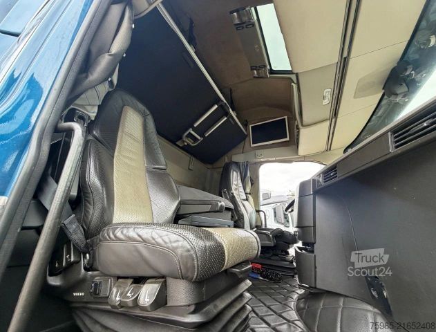 Camión frigorífico VOLVO FH 16.650 XL 6X2 FULL AIR FULL OPTIONS SIDE DOOR