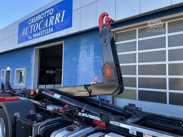 Hakenlift LKW Iveco Stralis 480