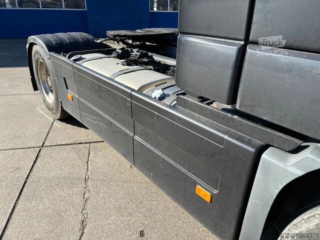 Standaard-SZM Volvo FH 16 Globetrotter XL / 2x Tank / Stand Airco /...