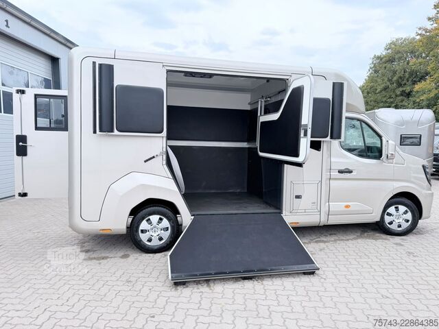 Kvægetransportør RENAULT Master STX 5 Sitzer Standard