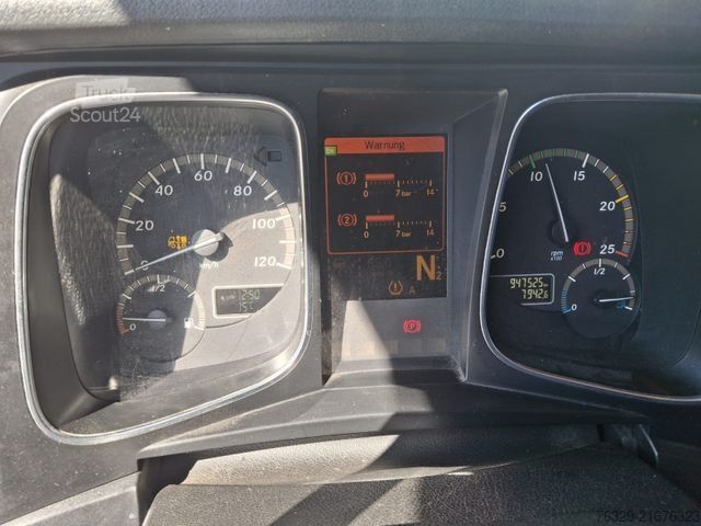 Standarta vilcējs Mercedes-Benz Actros 1845