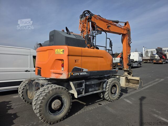 Excavator pe roți DOOSAN DX165W-5