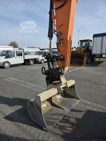 Excavator pe roți DOOSAN DX165W-5