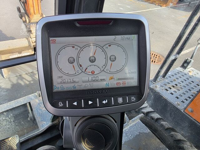 Excavator pe roți DOOSAN DX165W-5