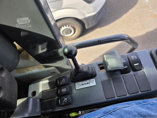 Excavator pe roți DOOSAN DX165W-5