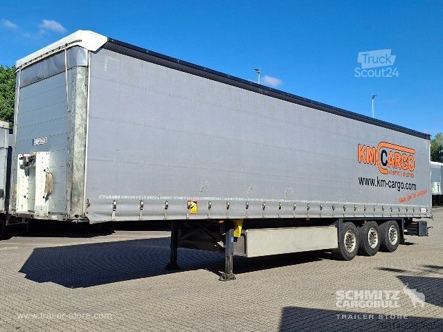 Ανοιχτό ημιρυμουλκούμενο με μουσαμά Schmitz Cargobull Curtainsider Standard Getränke