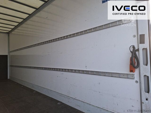 Fourgon tôlé IVECO Daily 70C18A8/P Koffer / LBW / Luftfederung /