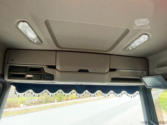 Standard tractor unit SCANIA S500 LL Retarder Schubbodenhy vollverspoilert