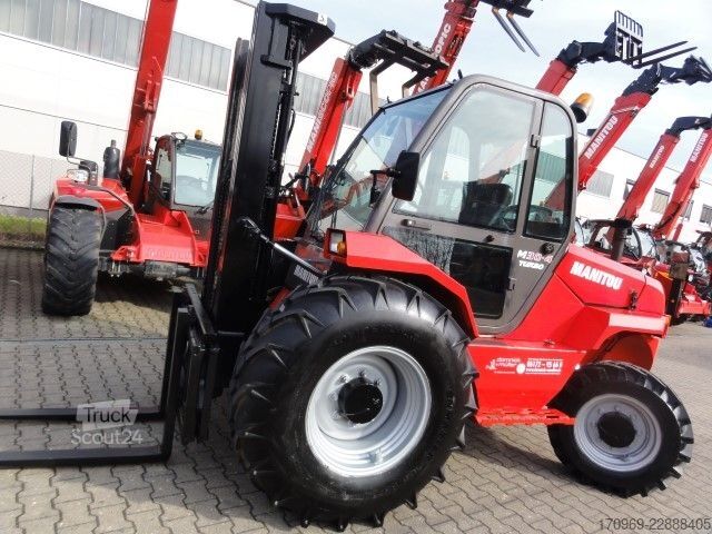 Terepemelő targonca Manitou M 30.4 - Triplex 4x4