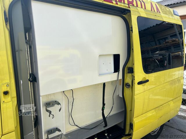 пожарная машина Mercedes-Benz Sprinter