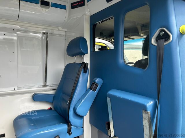 пожарная машина Mercedes-Benz Sprinter