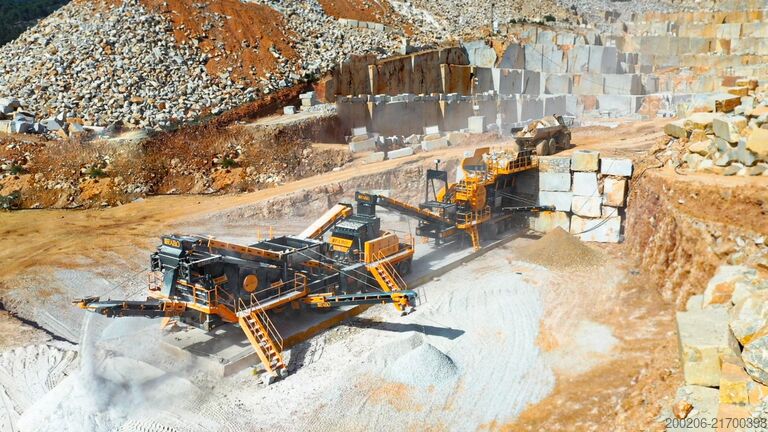 Installation de concassage mobile FABO MCK-110 Mobile Crushing Plant