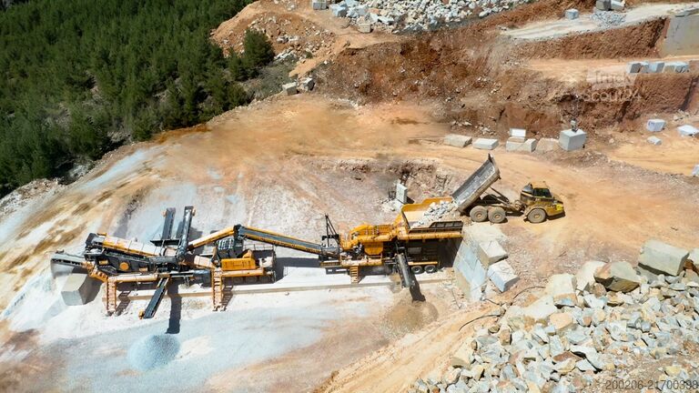 Installation de concassage mobile FABO MCK-110 Mobile Crushing Plant