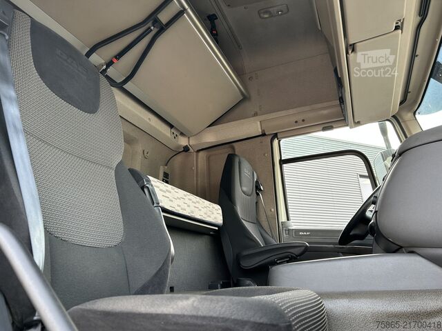 MTS standard DAF CF 440 FT Space Cab / 859 dkm / Retarder / NL T...