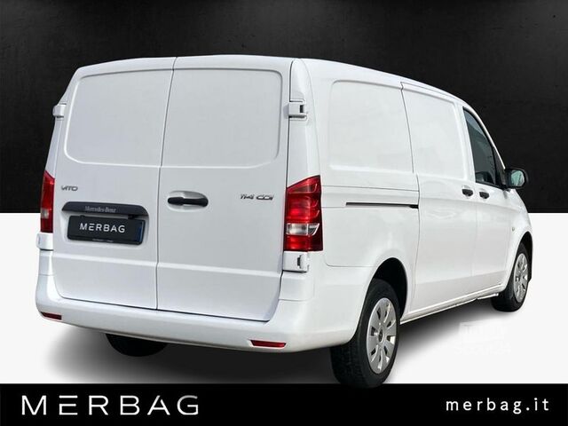 Samochód do zadań specjalnych Mercedes-Benz Vito