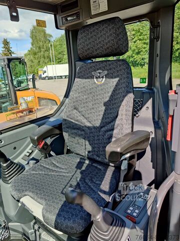 Miniescavatrice Case CX60C NEU / Herstellergarantie