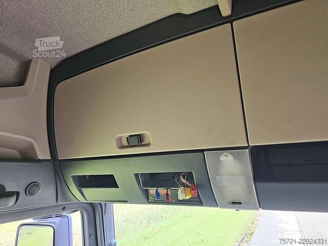 Standard-SZM MAN 18.420 TGX XLX INTARDER