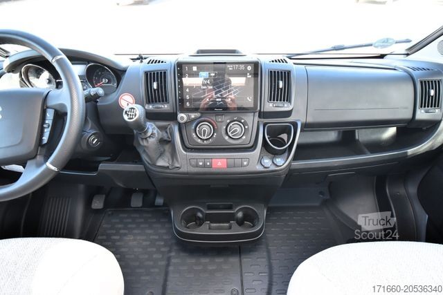 Kastenwagen Wohnmobil / Campervan CARADO pro CV 540