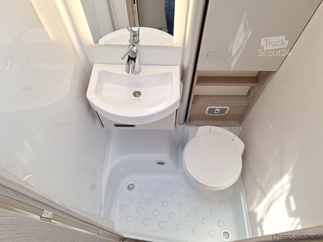 Polintegriran avtodom BÜRSTNER Lineo T 690 G