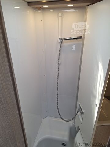 Teilintegriertes Wohnmobil BÜRSTNER Lineo T 690 G